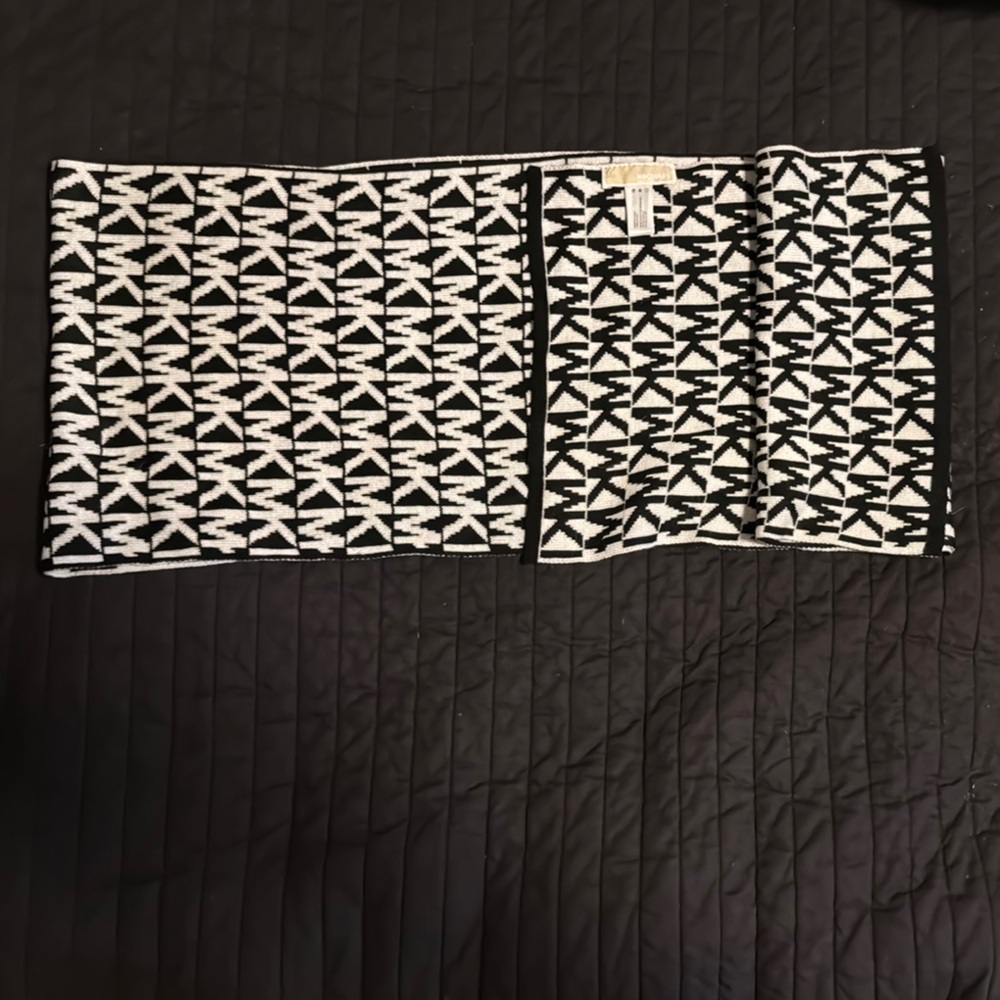 Women’s Michael Kors Monogram Black and White Scarf